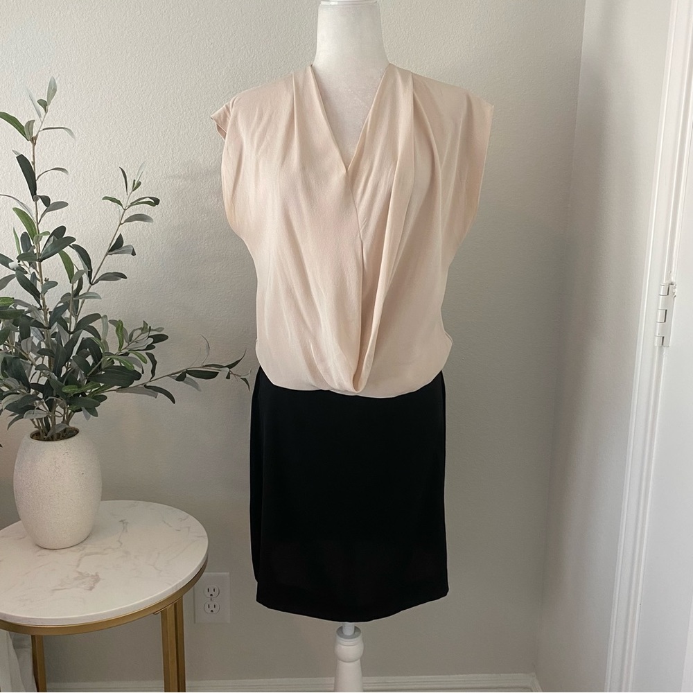Diane Von Furstenberg DVF silk drape front dress size 8